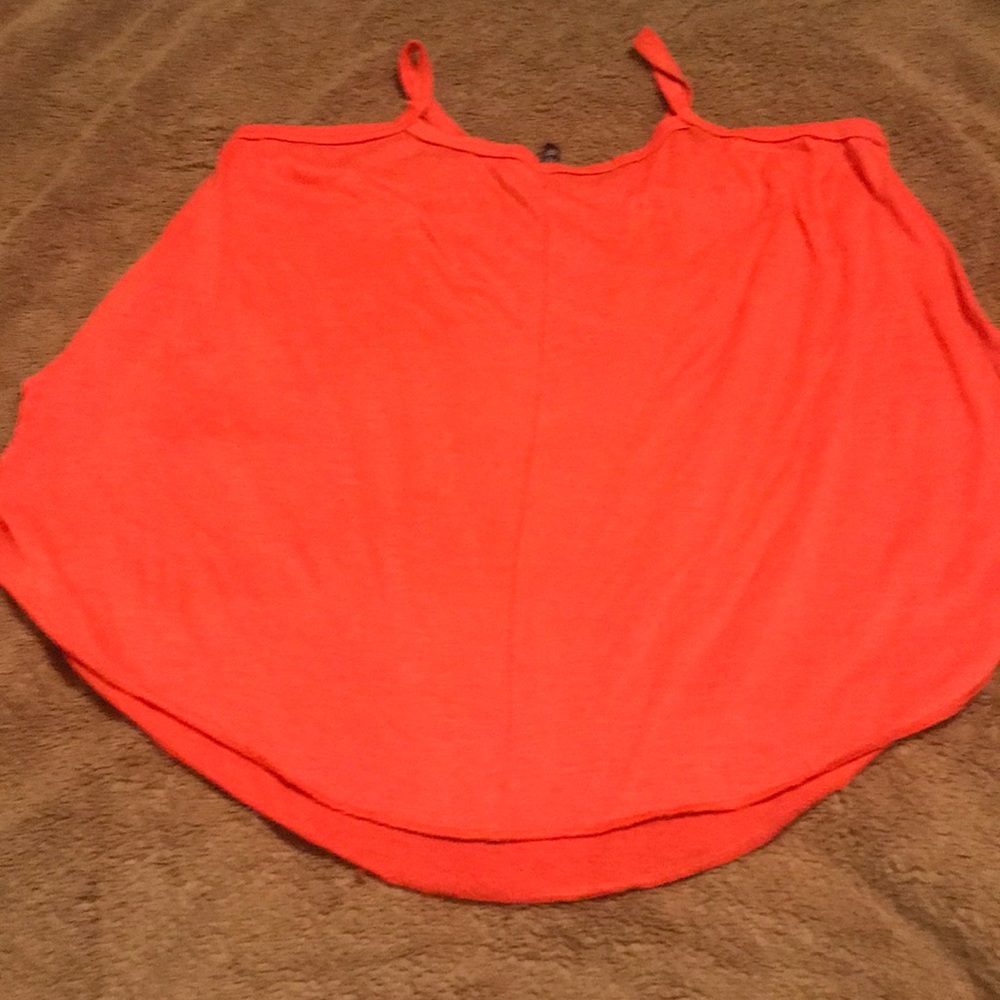 Summer top - Picture 2 of 2